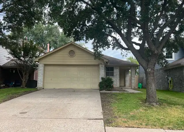 Property at 19530 Sandy Woods Dr, Tomball, TX, 77375, 3 beds, 2 baths, [object Object]