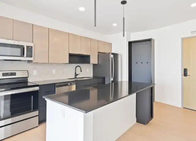 Property at 417 Marion Rd Unit 418, Oshkosh, WI, 54901, 1 bed, 1 bath, [object Object]