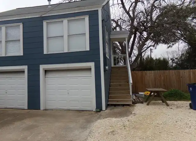 Property at 414 N Pecan St, Angleton, TX, 77515, 1 bed, 1 bath, [object Object]