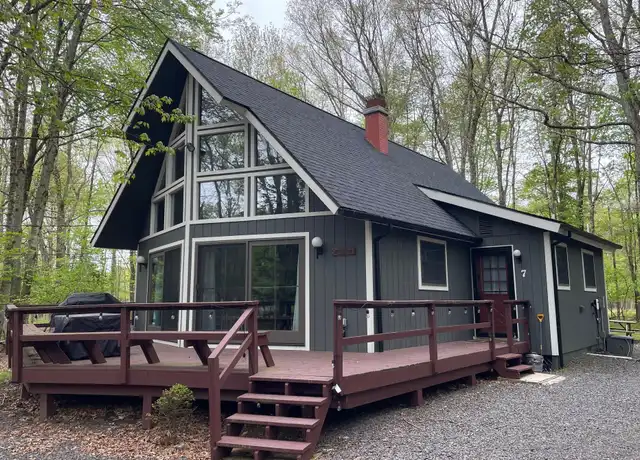 Property at 7 Spencer Ln, Albrightsville, PA, 18210, 2 beds, 2 baths, [object Object]