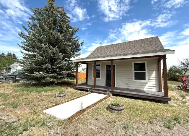 Property at 324 N Pine St, Townsend, MT, 59644, 2 beds, 1 bath, [object Object]