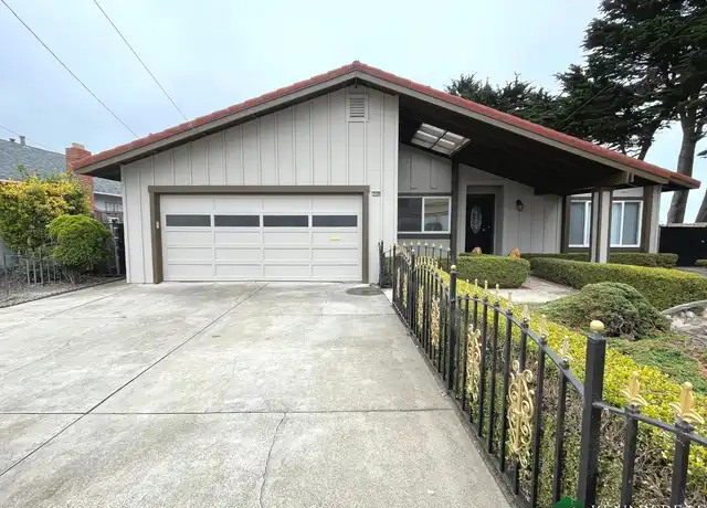 Property at 210 Monterey Rd, Pacifica, CA, 94044, 3 beds, 2 baths, [object Object]