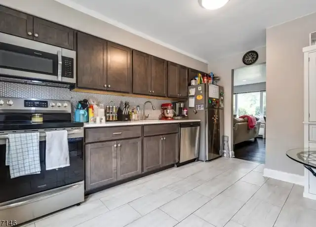Property at 4 Troy Dr Unit C, Springfield, NJ, 07081, 2 beds, 1 bath, [object Object]