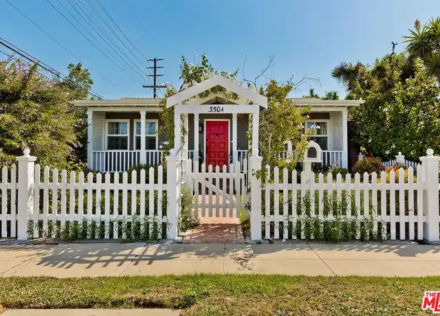 Property at 3504 Redwood Ave, Los Angeles, CA, 90066, 4 beds, 2 baths, [object Object]