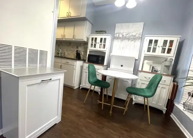 Property at 3316 Guadalupe St #204, Austin, TX, 78705, 1 bed, 1 bath, [object Object]