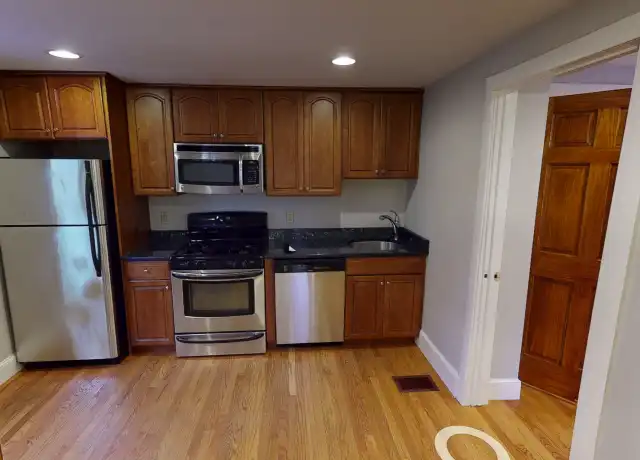 Property at 429 Franklin St, Cambridge, MA, 02139, 1 bed, 1 bath, [object Object]