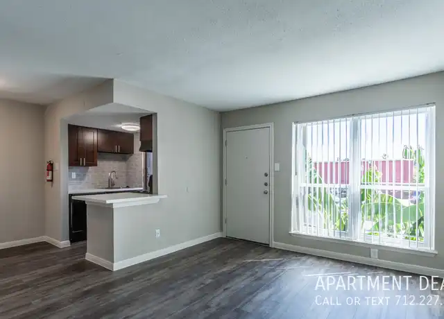 Property at 7581 Office City Dr Unit 2923, Houston, TX, 77012, 1 bed, 1 bath, [object Object]