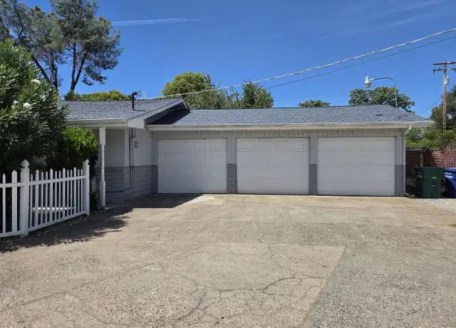 Property at 3910 Churn Creek Rd, Redding, CA, 96002, 5 beds, 3 baths, [object Object]