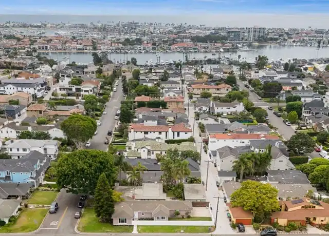 Property at 445 Fullerton Ave, Newport Beach, CA, 92663, 3 beds, 2 baths, [object Object]