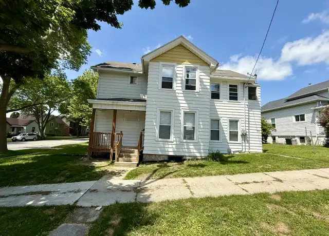 Property at 1102 Ontario Ave, Sheboygan, WI, 53081, 2 beds, 1 bath, [object Object]