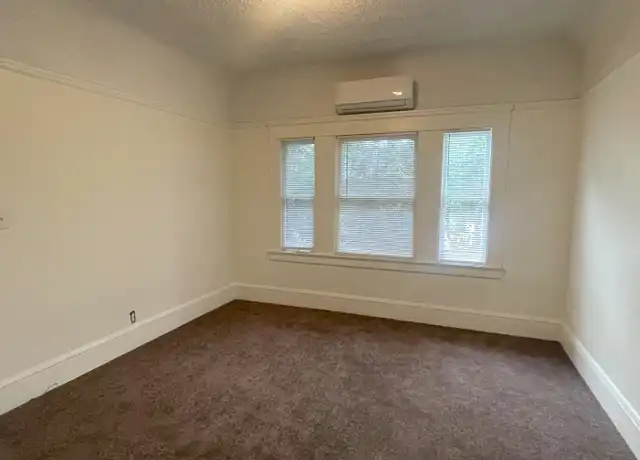 Property at 260 E Sonoma Ave, Stockton, CA, 95204, 3 beds, 1 bath, [object Object]