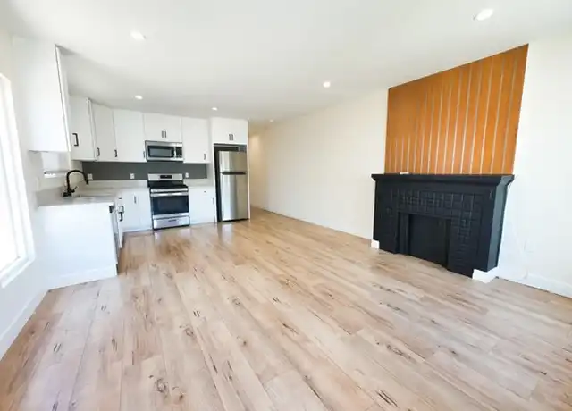 Property at 614 W 84th St Unit 616, Los Angeles, CA, 90044, 2 beds, 1 bath, [object Object]