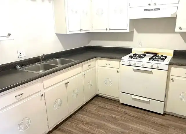 Property at Casa Linda - 565 59th St NW, Albuquerque, NM, 87105, 2 beds, 1 bath, [object Object]