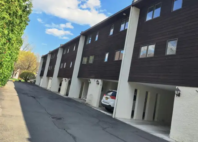 Property at 19 Front St Unit 6, Binghamton, NY, 13905, 2 beds, 1.5 baths, [object Object]