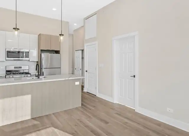 Property at 4533 N Clark St Unit 310, Chicago, IL, 60640, 2 beds, 2 baths, [object Object]
