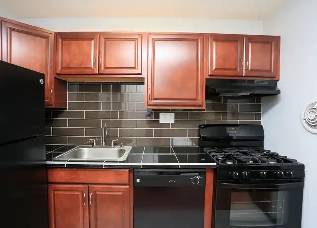 Property at 6707 Riverdale Rd Unit J, Riverdale, MD, 20737, 2 beds, 1 bath, [object Object]