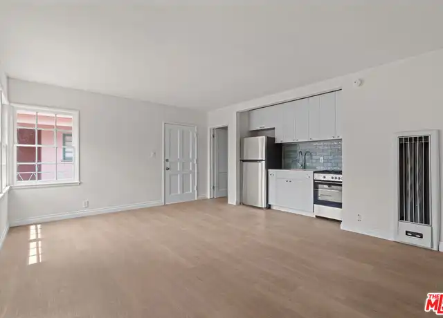 Property at 148 S McCarty Dr #19, Beverly Hills, CA, 90212, 0 beds, 1 bath, [object Object]