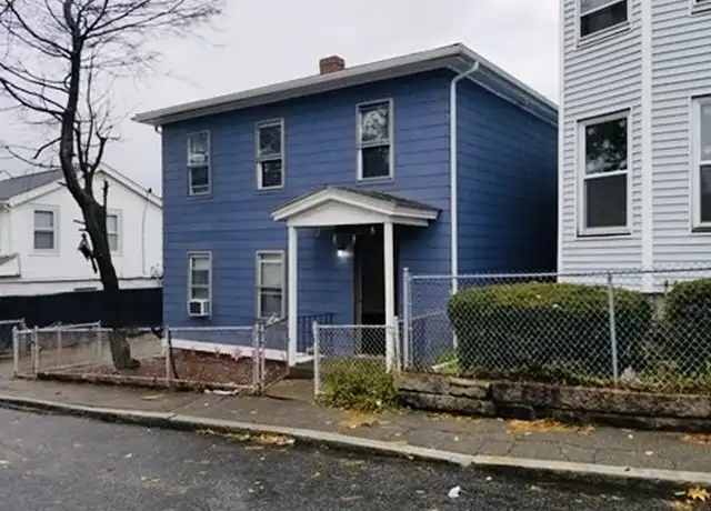 Property at 5 Palmer St Unit 2, Worcester, MA, 01605, 3 beds, 1 bath, [object Object]