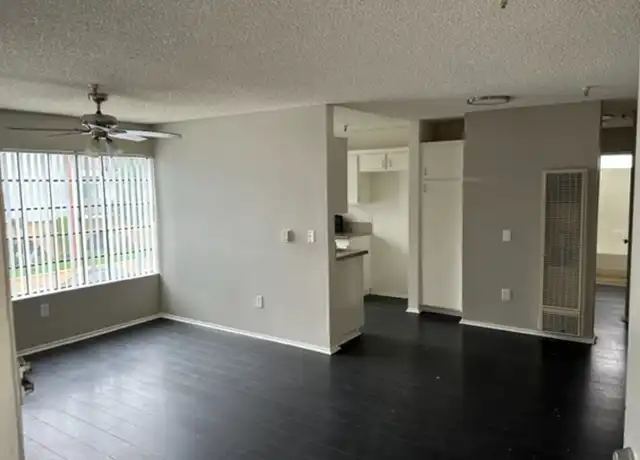 Property at 13602 Cordary Ave, Hawthorne, CA, 90250, 2 beds, 1 bath, [object Object]