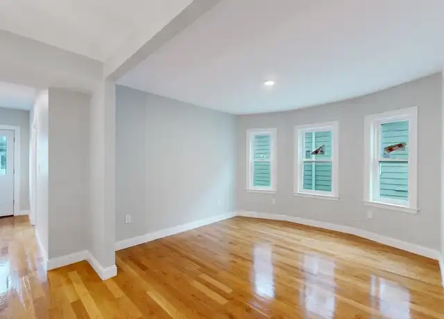 Property at 22 Glendale Ave Unit 2, Somerville, MA, 02144, 4 beds, 3 baths, [object Object]