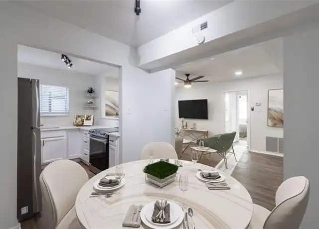 Property at 5921 Gaston Ave Unit C, Dallas, TX, 75214, 1 bed, 1 bath, [object Object]