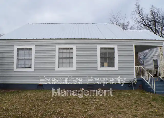 Property at 2520 Avenue L Unit A, Birmingham, AL, 35218, 4 beds, 1.5 baths, [object Object]