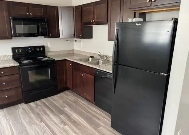 Property at 2180 Meadowlawn Dr Unit 2180-10, Holt, MI, 48842, 2 beds, 1 bath, [object Object]