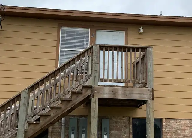 Property at 4107 Highway 35 S, Rockport, TX, 78382, 1 bed, 1 bath, [object Object]