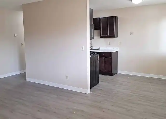 Property at Twin Lakes - 4259 W Broadway Ave, Minneapolis, MN, 55422, 2 beds, 1 bath, [object Object]
