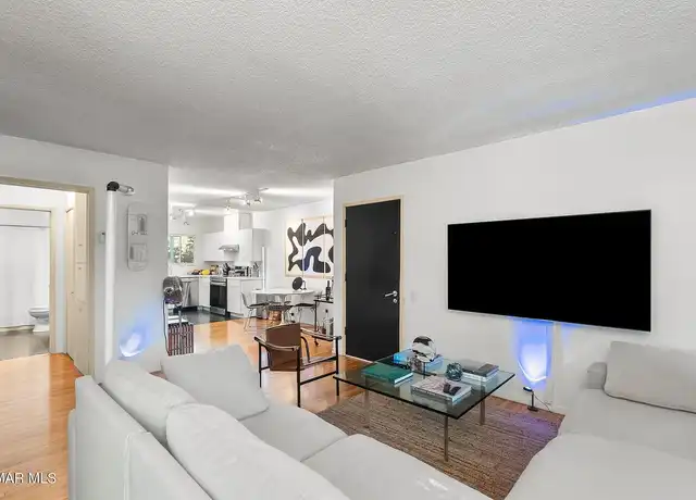 Property at 3300 S Sepulveda Blvd, Los Angeles, CA, 90034, 1 bed, 1 bath, [object Object]