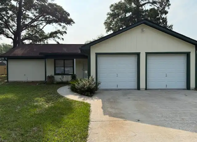 Property at 302 Pinedale Dr, Saint Marys, GA, 31558, 3 beds, 2 baths, [object Object]