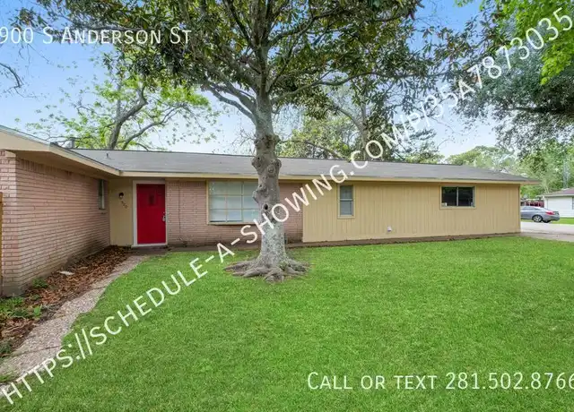 Property at 900 S Anderson St, Angleton, TX, 77515, 4 beds, 1 bath, [object Object]