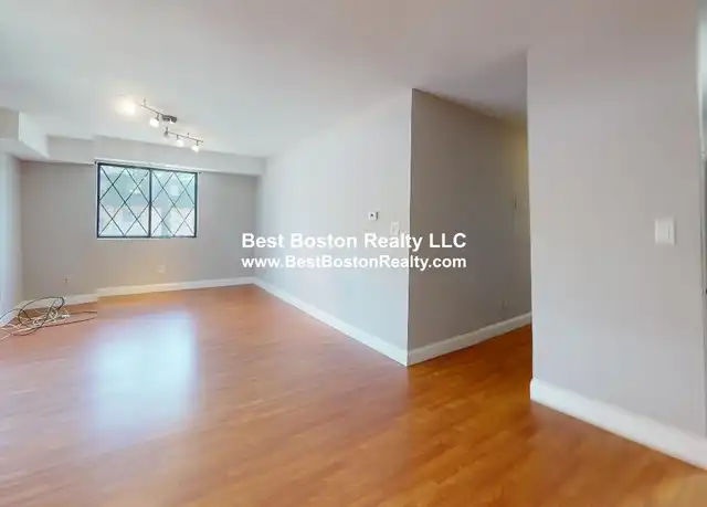 Property at 6 Greenbriar Dr #210, North Reading, MA, 01864, 2 beds, 1 bath, [object Object]