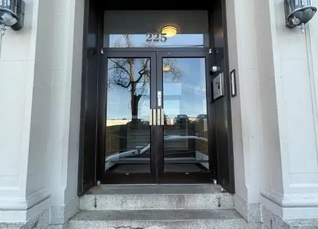 Property at 225 Golden Hill St Unit 3G, Bridgeport, CT, 06604, 1 bed, 1 bath, [object Object]