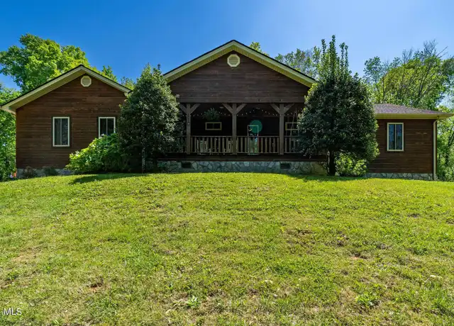 Property at 170 Joy Dr, Johnson City, TN, 37601, 3 beds, 1.5 baths, [object Object]