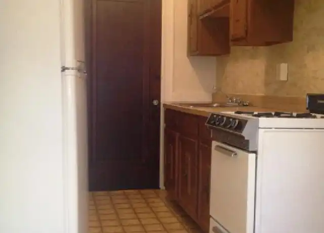 Property at 63 Fellsway W Unit 8, Medford, MA, 02155, 0 beds, 1 bath, [object Object]