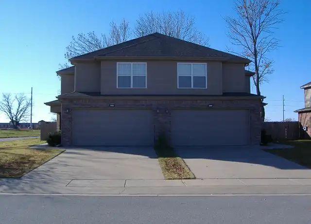Property at 898 Oakwood Ct, Centerton, AR, 72719, 3 beds, 2.5 baths, [object Object]