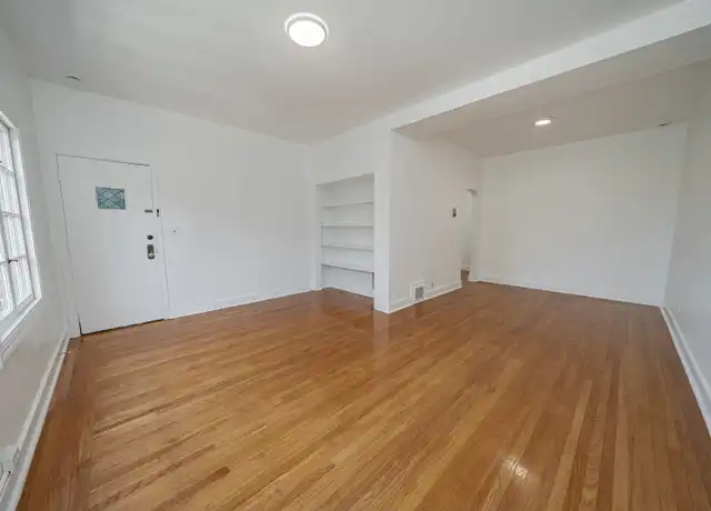 Property at 970 Vermont St Unit 4, Oakland, CA, 94610, 1 bed, 1 bath, [object Object]