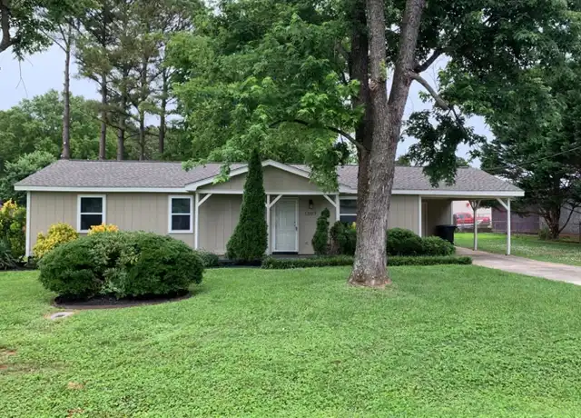 Property at 1307 Adams St, Tuscumbia, AL, 35674, 3 beds, 1.5 baths, [object Object]