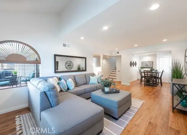Property at 21620 Burbank Blvd #7, Woodland Hills, CA, 91367, 3 beds, 2.5 baths, [object Object]