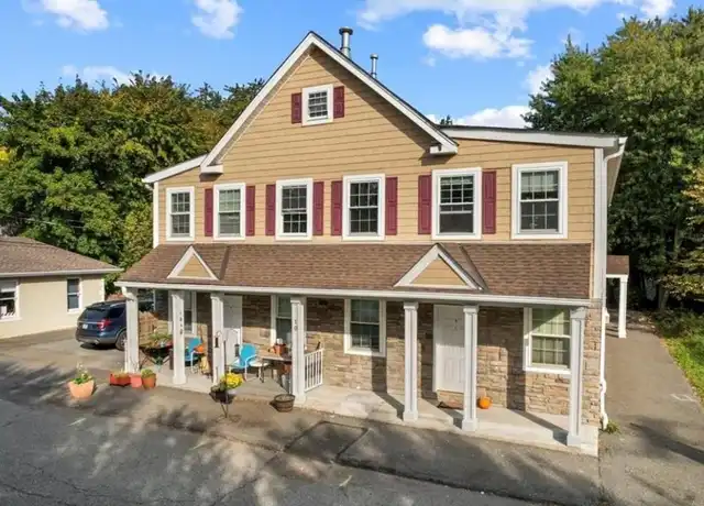 Property at 10 Burnside Ave Unit F, Congers, NY, 10920, 1 bed, 1 bath, [object Object]