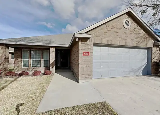 Property at 640 Babbling Brook Dr, Saginaw, TX, 76179, 3 beds, 2 baths, [object Object]