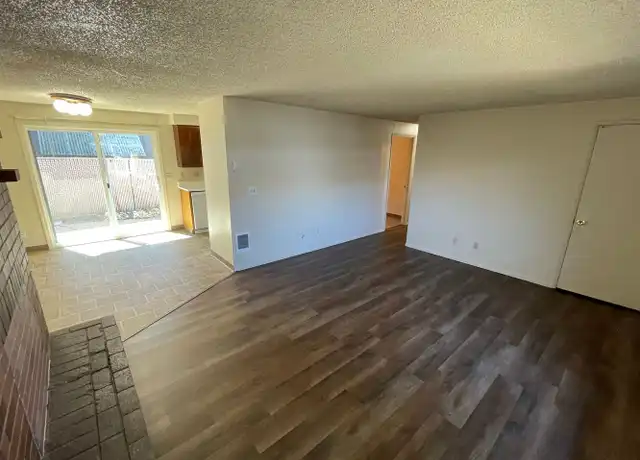 Property at 1350 Alberta Ave E Unit 1352, Monmouth, OR, 97361, 3 beds, 1 bath, [object Object]
