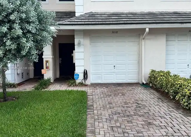 Property at 3018 NW 30th Ave, Oakland Park, FL, 33311, 2 beds, 2.5 baths, [object Object]