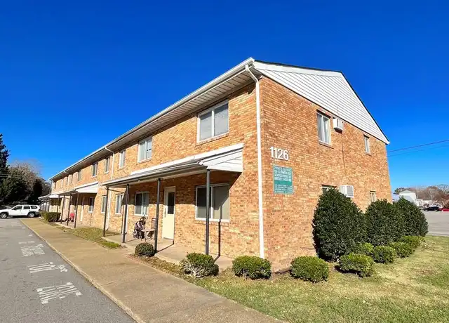 Property at 1126 Sparrow Rd Unit 4, Chesapeake, VA, 23325, 2 beds, 1 bath, [object Object]