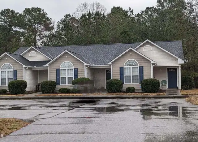 Property at 3914 Elizabeth Ave, New Bern, NC, 28562, 2 beds, 2 baths, [object Object]