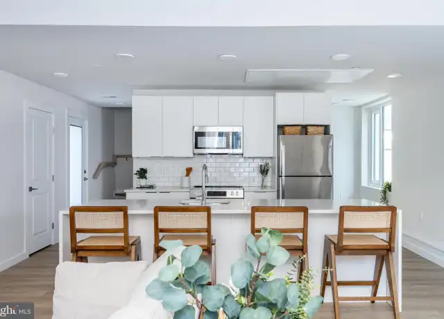 Property at 260 E Allen St Unit 1B, Philadelphia, PA, 19125, 2 beds, 2.5 baths, [object Object]