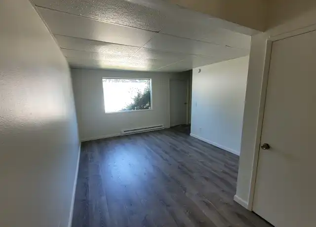 Property at 409 N 1st St Unit 2, Pinehurst, ID, 83850, 2 beds, 1.5 baths, [object Object]