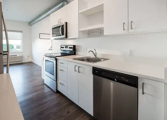 Property at 54 Woodstock - 5401 SE Woodstock Blvd, Portland, OR, 97206, 0-1 beds, 1 bath, [object Object]