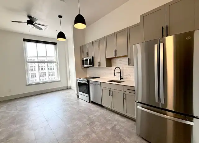 Property at 39 State St Unit 39-812, Rochester, NY, 14614, 1 bed, 1 bath, [object Object]